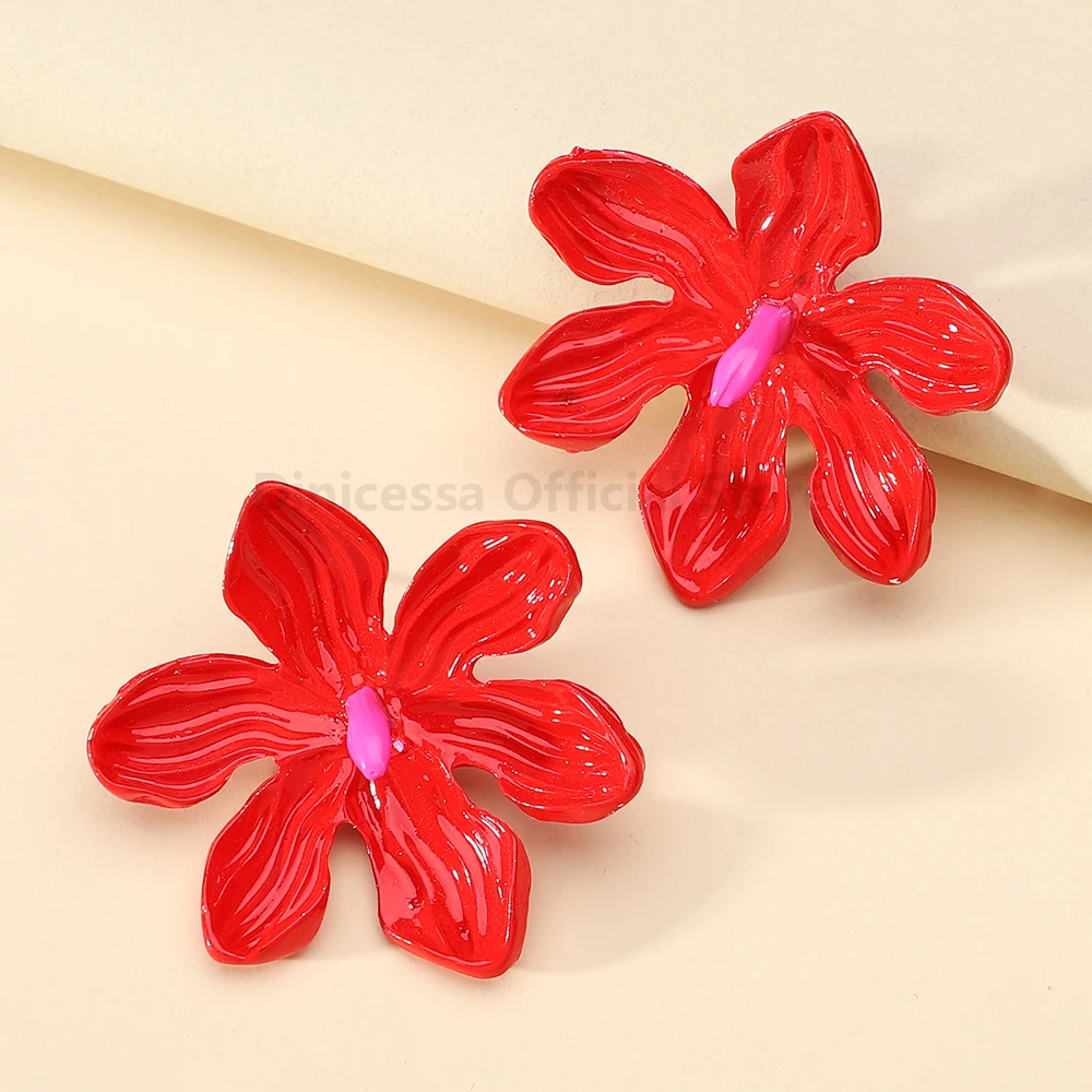 

New Large Flower Earrings, Simple And Atmospheric, Perfect For Dresses, Beach Vacations, And Beach Accessories