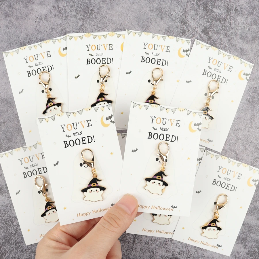 Gifts for Her/Him, 5/10 Pieces of Cute Little Ghost Keychains, with Halloween Greeting Cards, Creative Holiday Party Gift Tags, Perfect for Giving to Family, Friends, and Neighbors as Holiday Gifts.