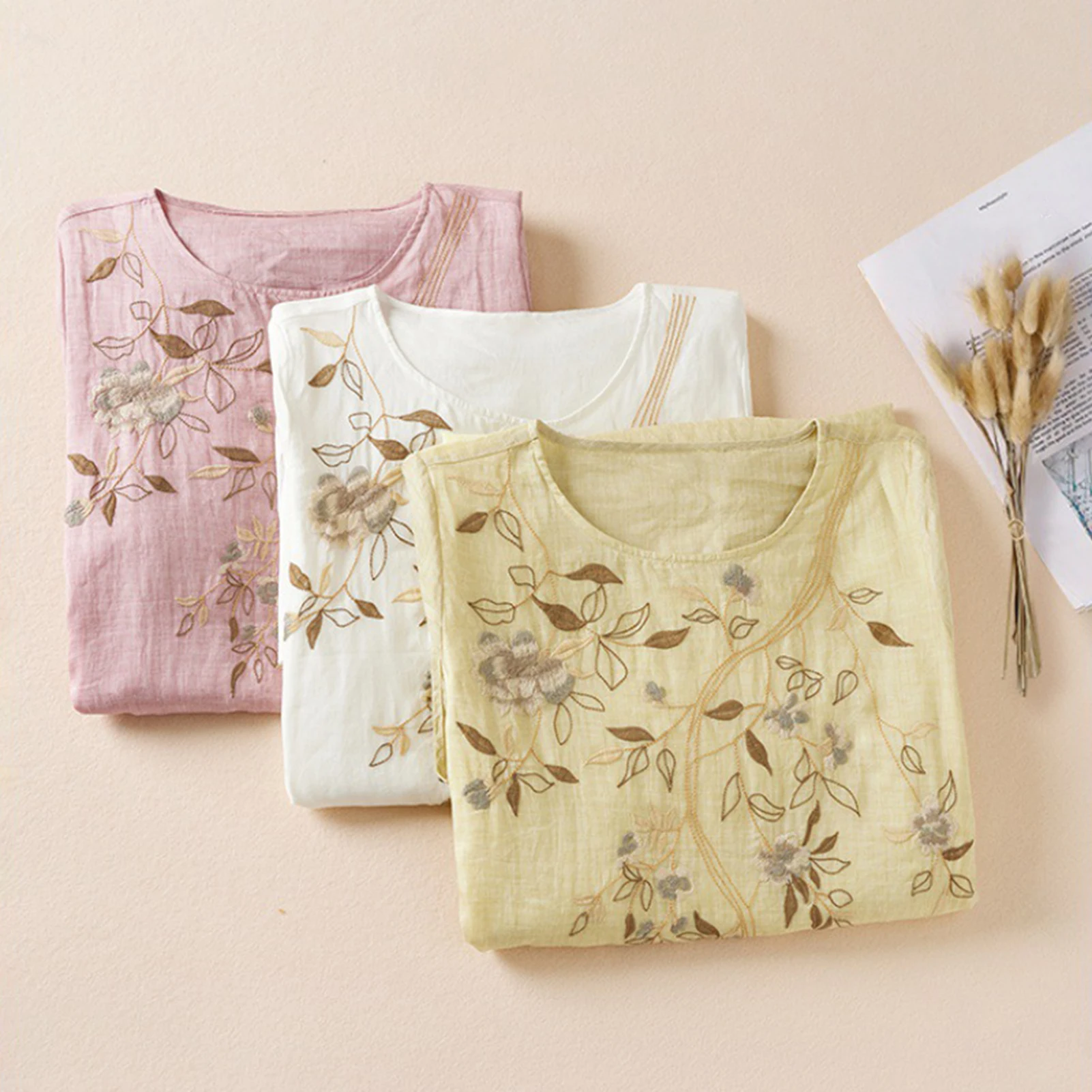 花柄の刺繍入りビーチドレス,半袖,ラウンドカラー,コットンとリネン,自由奔放に生きるスタイル,夏