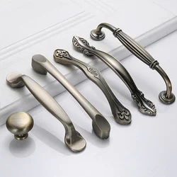 골동품 청동 캐비닛 손잡이 및 손잡이, 금속 서랍 당김, 빈티지 주방 찬장 손잡이 및 손잡이, 가구 하드웨어