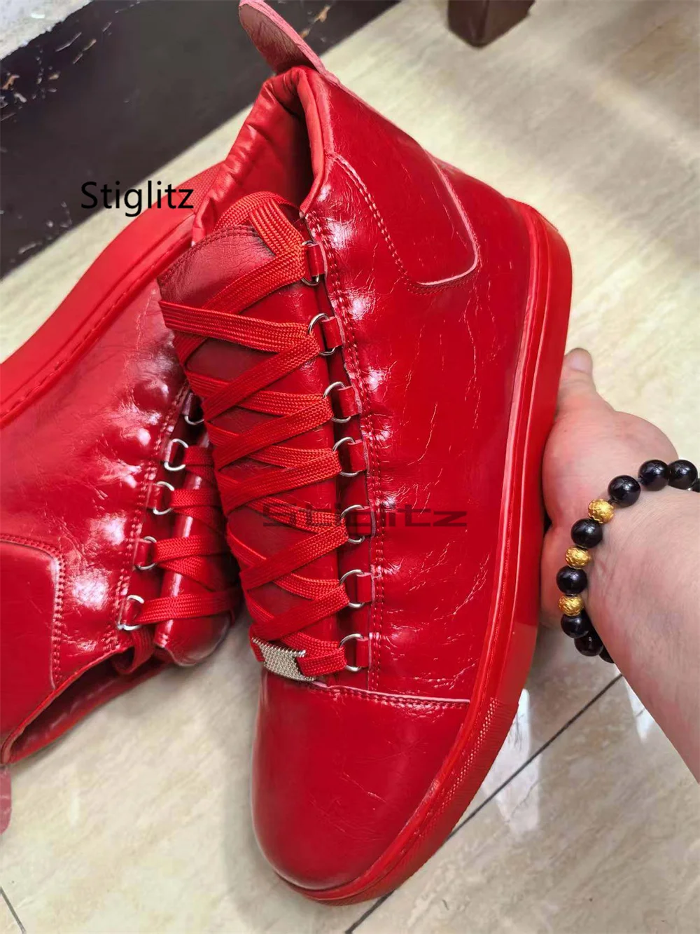 Men's High-Top Leather Casual Shoes Flats Sneakers Genuine Leather Lace-Up Sports Shoes Outdoor Fashion Versatile Casual Shoes