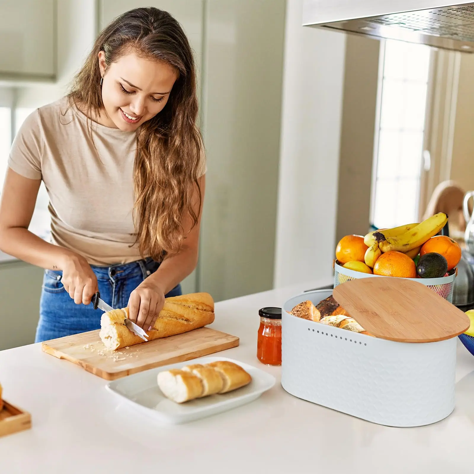 Metal Bread Box with Reversible Bamboo Cutting Lid,Modern Bread Storage Container,Kitchen Counter Keeper Bin,Pantry Organizer