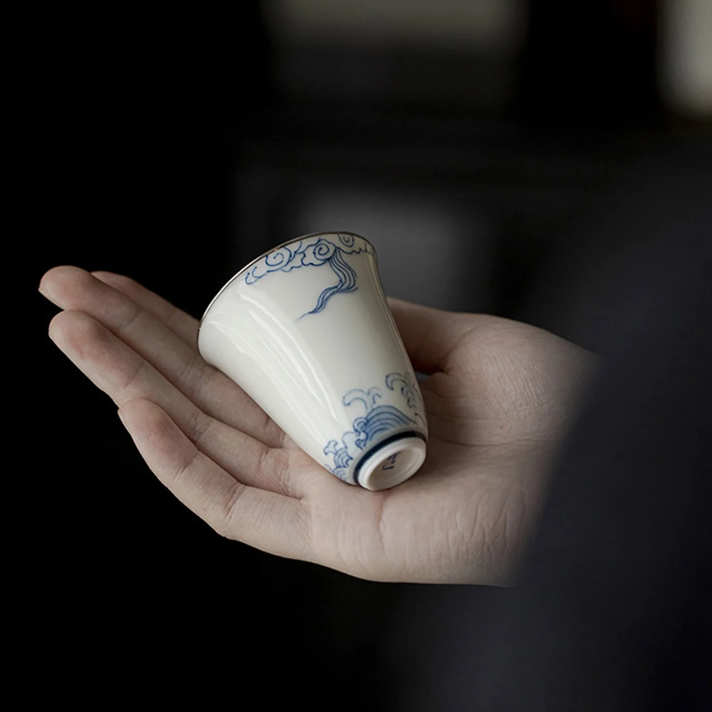 Hand-Painted Blue And White Ceramic Incense Cup Jade Clay Cup Mouth Silver Traced Tea Drinking Cup Home Use Single Cup for Te...