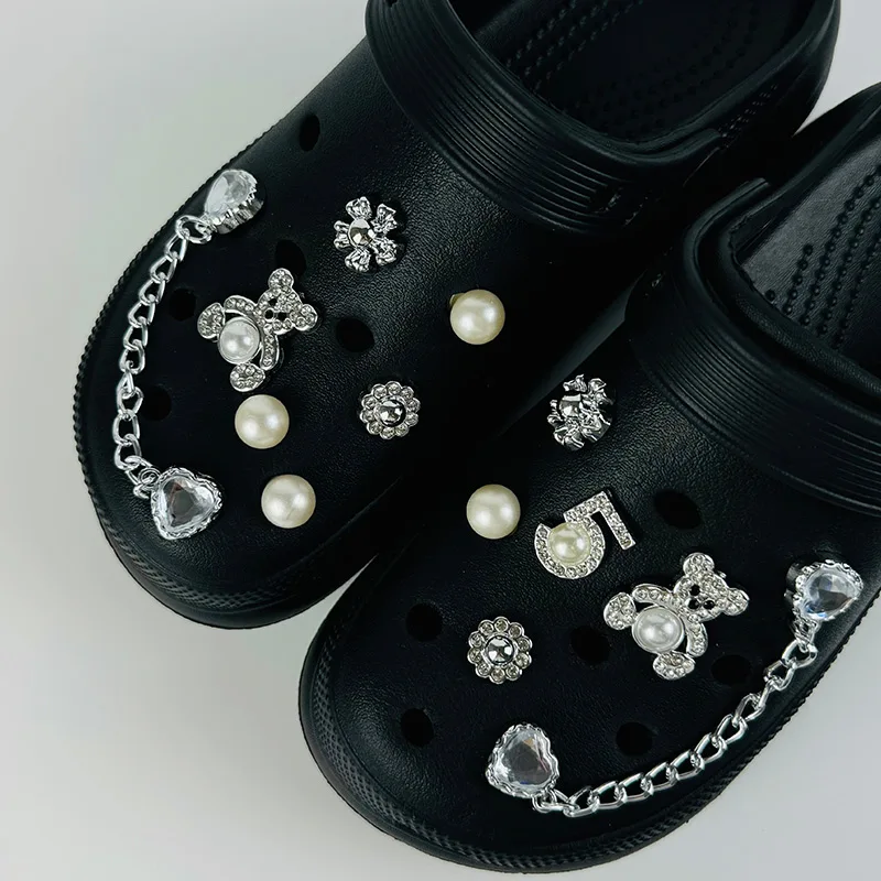 13PCS Shoe Charms Silver Pearl Bear Heart-shaped Diamond Chain Shoe Decorations Buckle for Sandals Clogs DIY Accessories Gifts