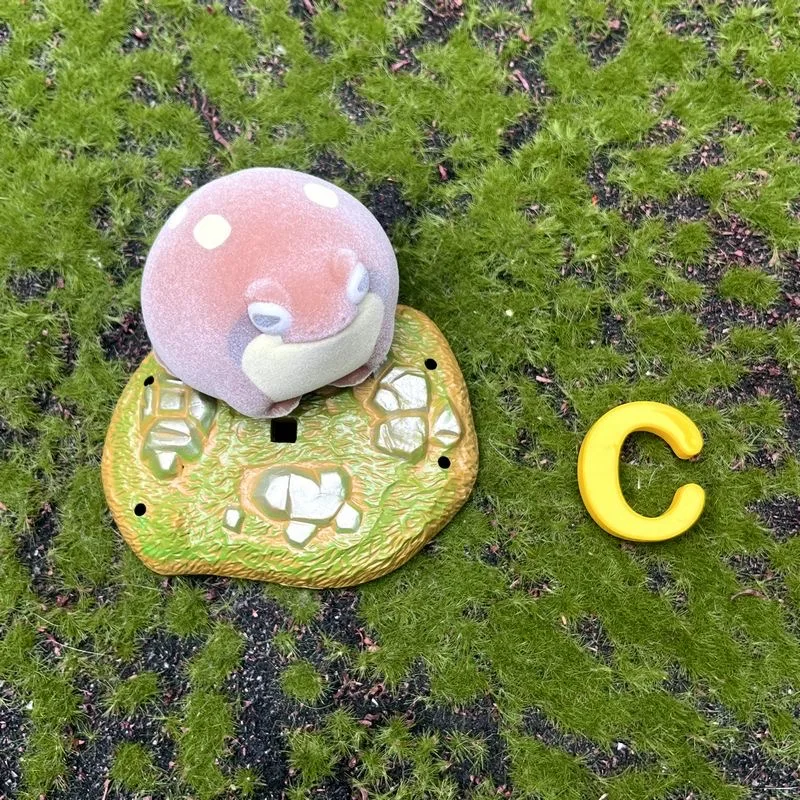 Floccaggio Rana Gashapon Capsule Giocattoli Mini Morbide Figurine Carine Bambole Kawaii Spremere Antistress Squish Regali di compleanno per bambini