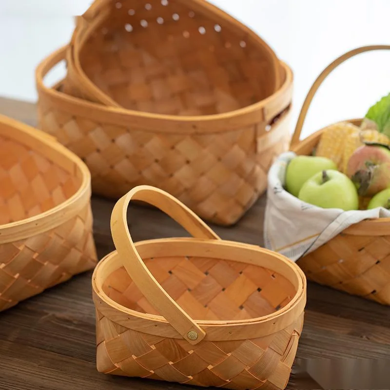 

Woven Picnic Eggs Fruit Bread Bamboo Hand-Held Small Rattan Storage Basket