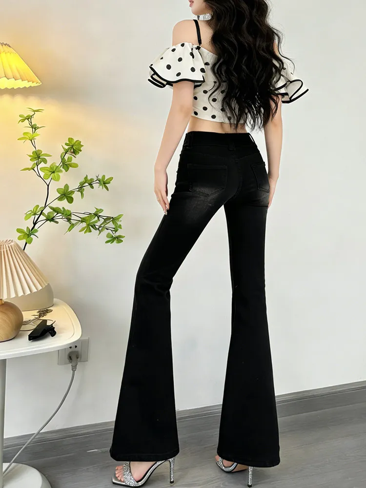 กางเกงยีนส์ทรงขาบานสีดำสำหรับผู้หญิง ฤดูใบไม้ร่วงและฤดูหนาว ปี 2025 ผ้าฟลีซหนา เอวสูง ดีไซน์หัวเข็มขัด