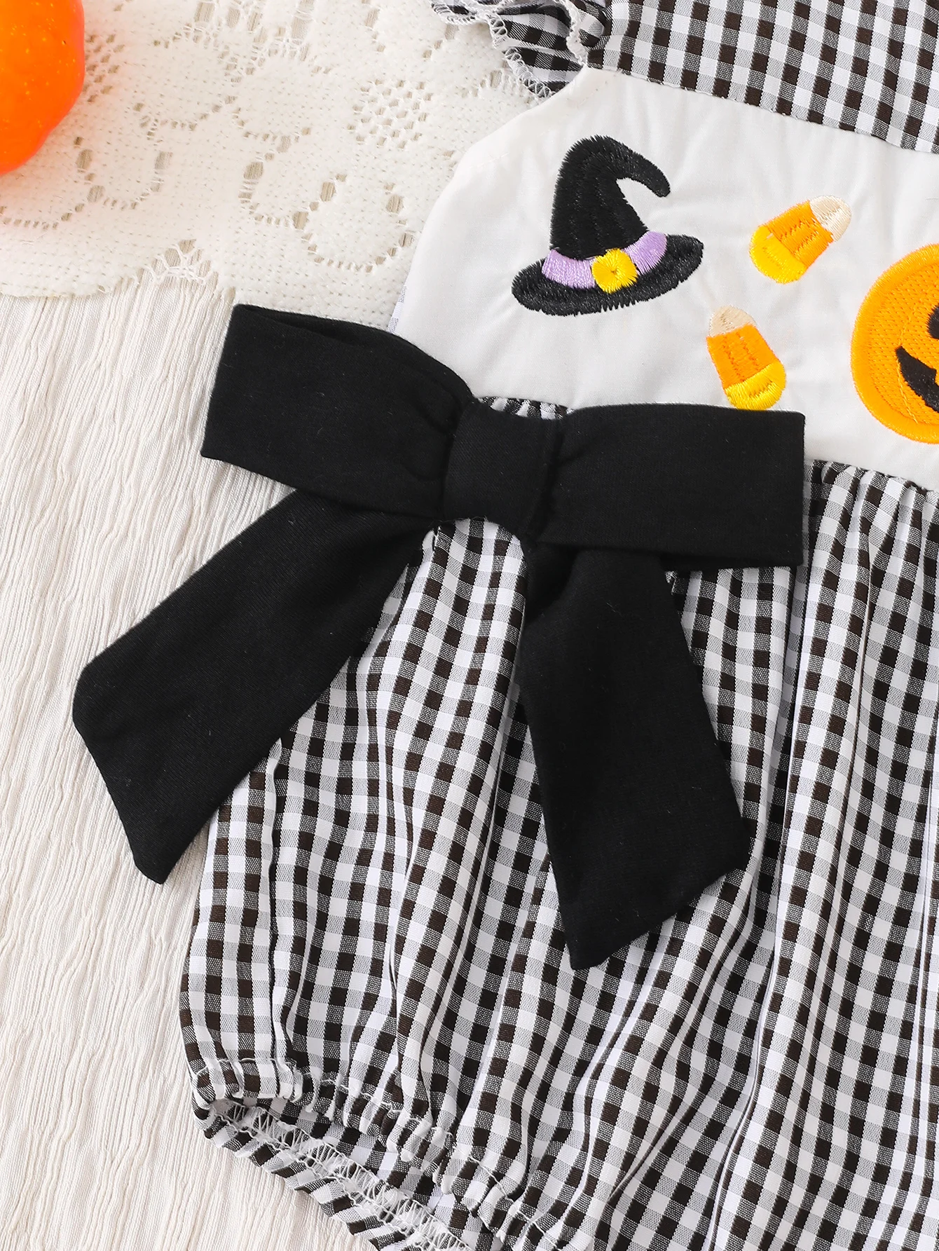 Baby Girl Halloween Plaid Romper Pumpkin Embroidery Bow Ruffle Sleeveless Bodysuit