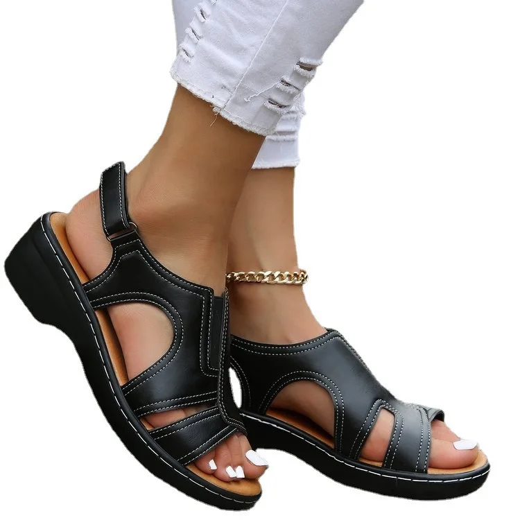 Sandálias antiderrapantes leves femininas, sapatos de praia, salto grosso casual, plus size 43, nova moda, verão, 2023