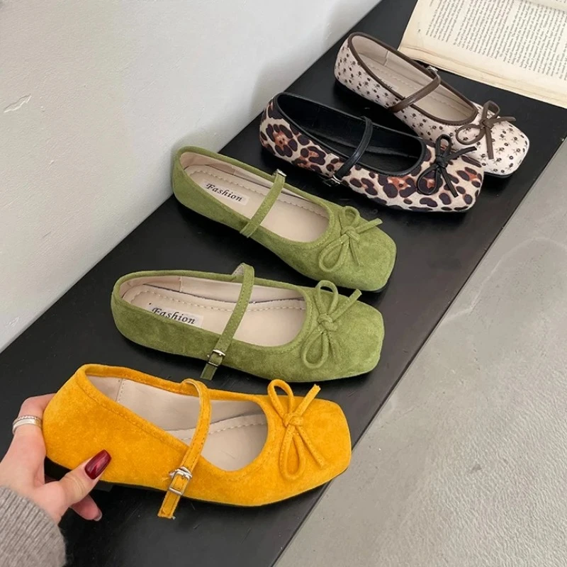 

Новые женские балетки XIHAHA с бантом-бабочкой, с квадратным носком, на мягкой подошве, элегантные туфли без застежек