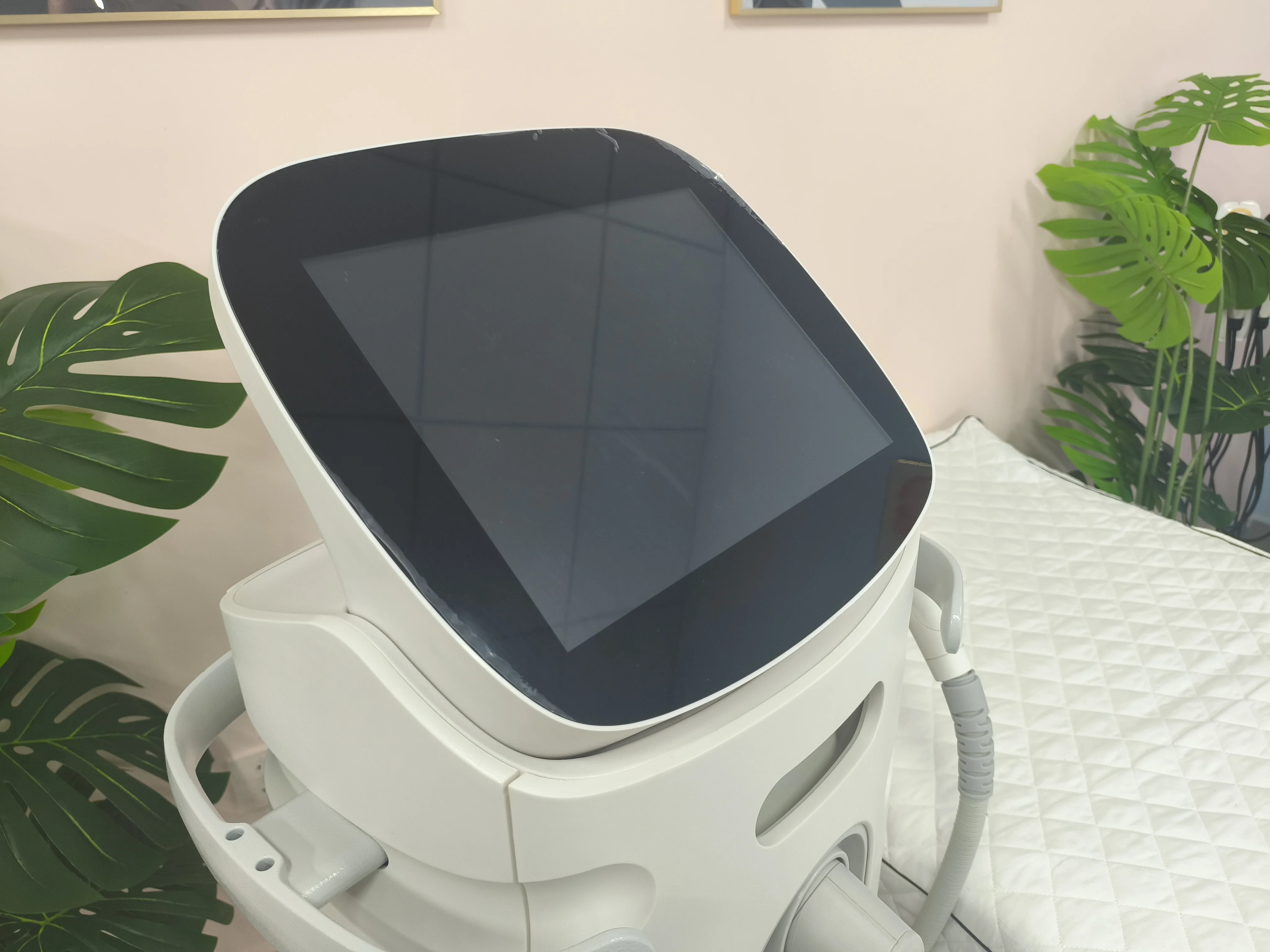 High-Intensity Focused Ultrasound Beauty Device for Skin Rejuvenation and Anti-Aging Non-Invasive