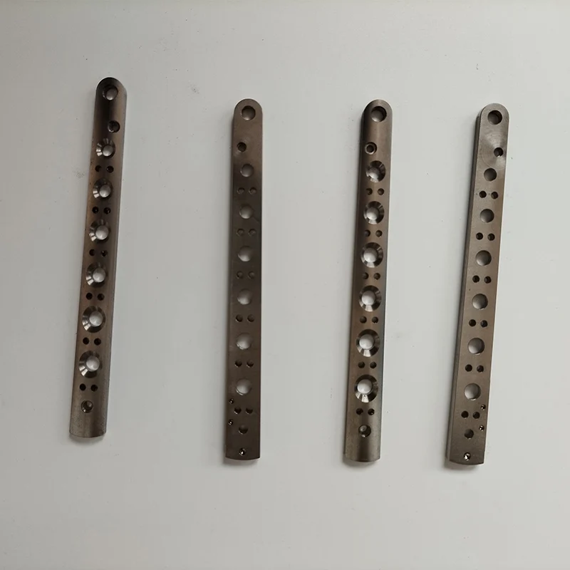 Titânio CNC Handle Patches para Benchmade Modelo, Faca Escalas, Facas, Fazer Acessórios, Peças, DIY, 62, 63, 67, b' i-Song, 4Pcs por lote