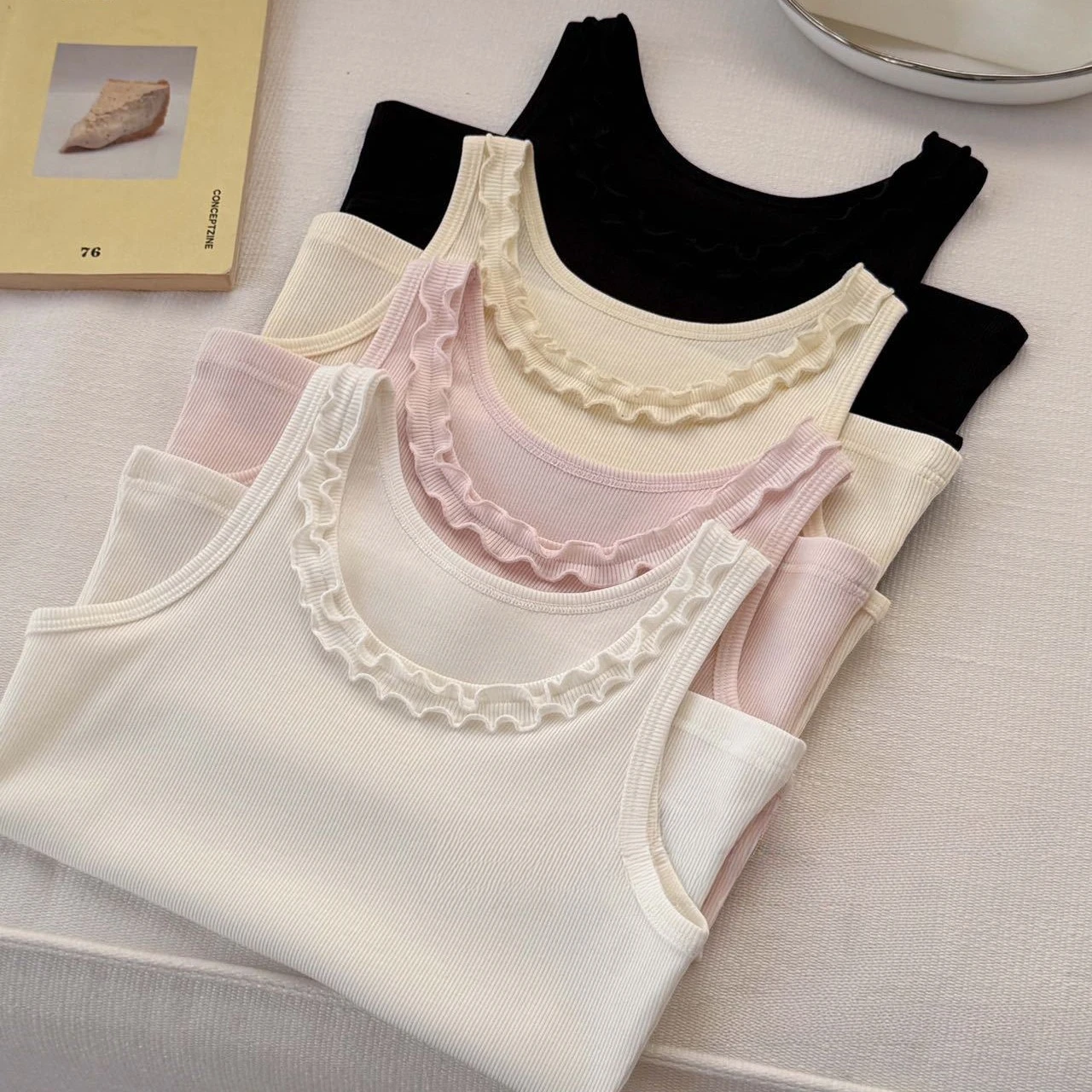 

Корейская версия детского жилета для девочек, летний тонкий топ из лиоцелла, весенний однотонный топ с белой подкладкой внутри.