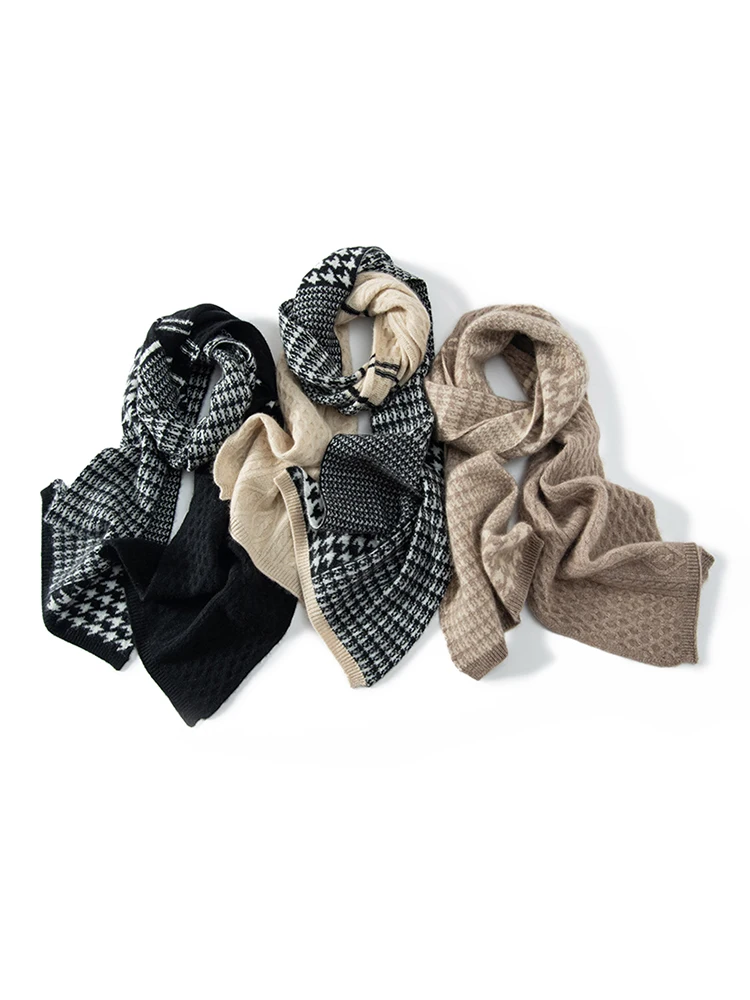 Thickened Cashmere Scarf Large Knitted Women's Fashionable Warm Winter Neck Protection Anti-Cold Soft Cozy Color Block Tassel