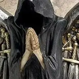 Gothic Dark Wind Death Prayer Soul Warrior Sculpture Pendant