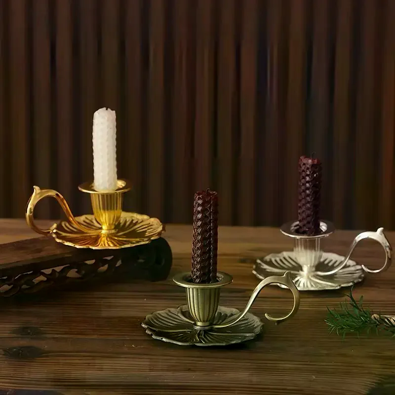 1PC Vintage Metal Chamberstick Candle Holder With Handle Teacup Shape Ridged Pillar Candle Stand For Home Decor Wedding Table