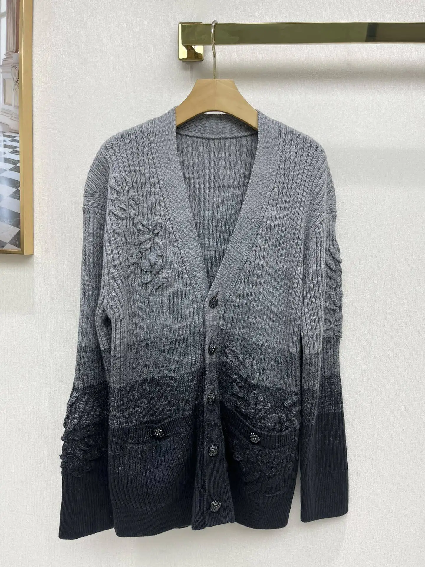 

New 2023 Autumn And Winter Women's ClothingAutumn and Winter Long Cardigan Wool Sweater Three-Dimensional Jacquard 1027