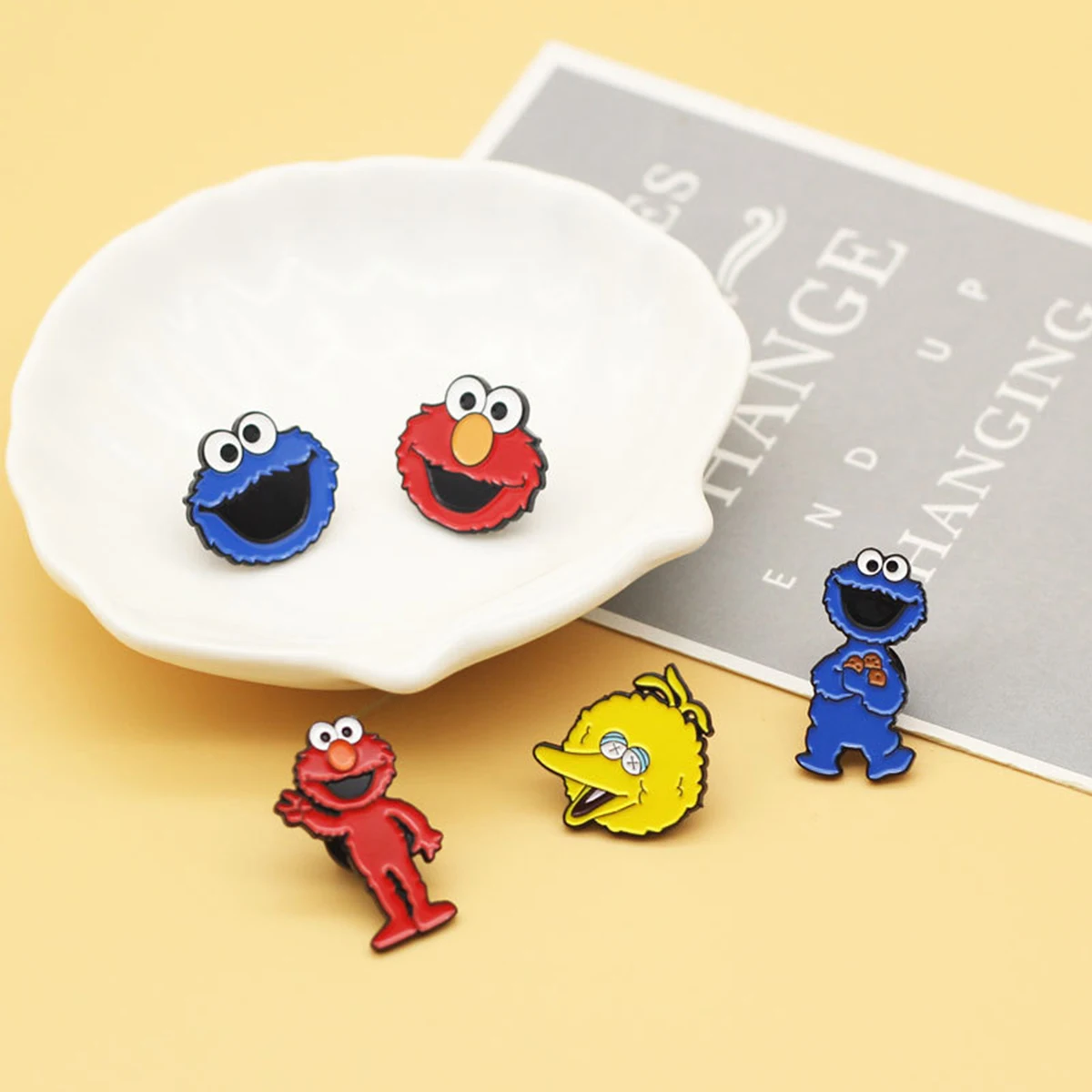 5Pcs/Set Classic Comedy Animation Monster Enamel Brooch Elmo Metal Badge Backpack Lapel Pin Cosplay Jewelry Accessories Gift