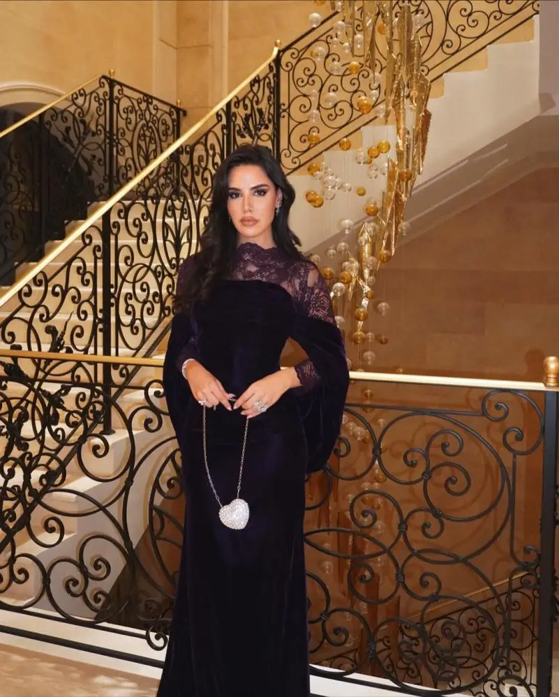 

Jirocum Saudi Luxury Deep Purple Velvet Evening Dresses High-Neck Lace Gown with Flared Sleeves for Prom Party Dresses