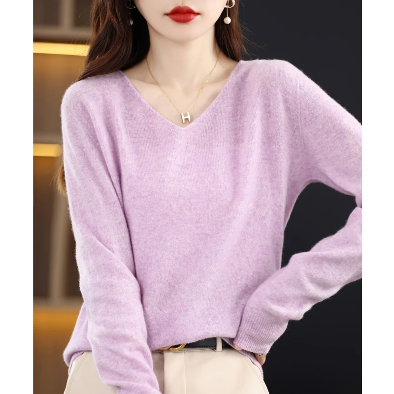 100% Australian wool V-neck women\'s sweater comfortable, soft and solid color one long sleeve sweater 201