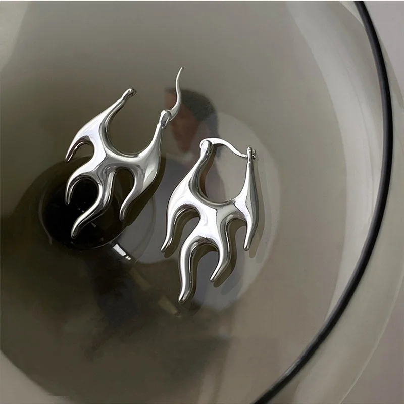 1Pair Gothic Punk Flame Hoop Earrings for Women Irregular Geometric Piercing Earring Jewelry Accessories e896