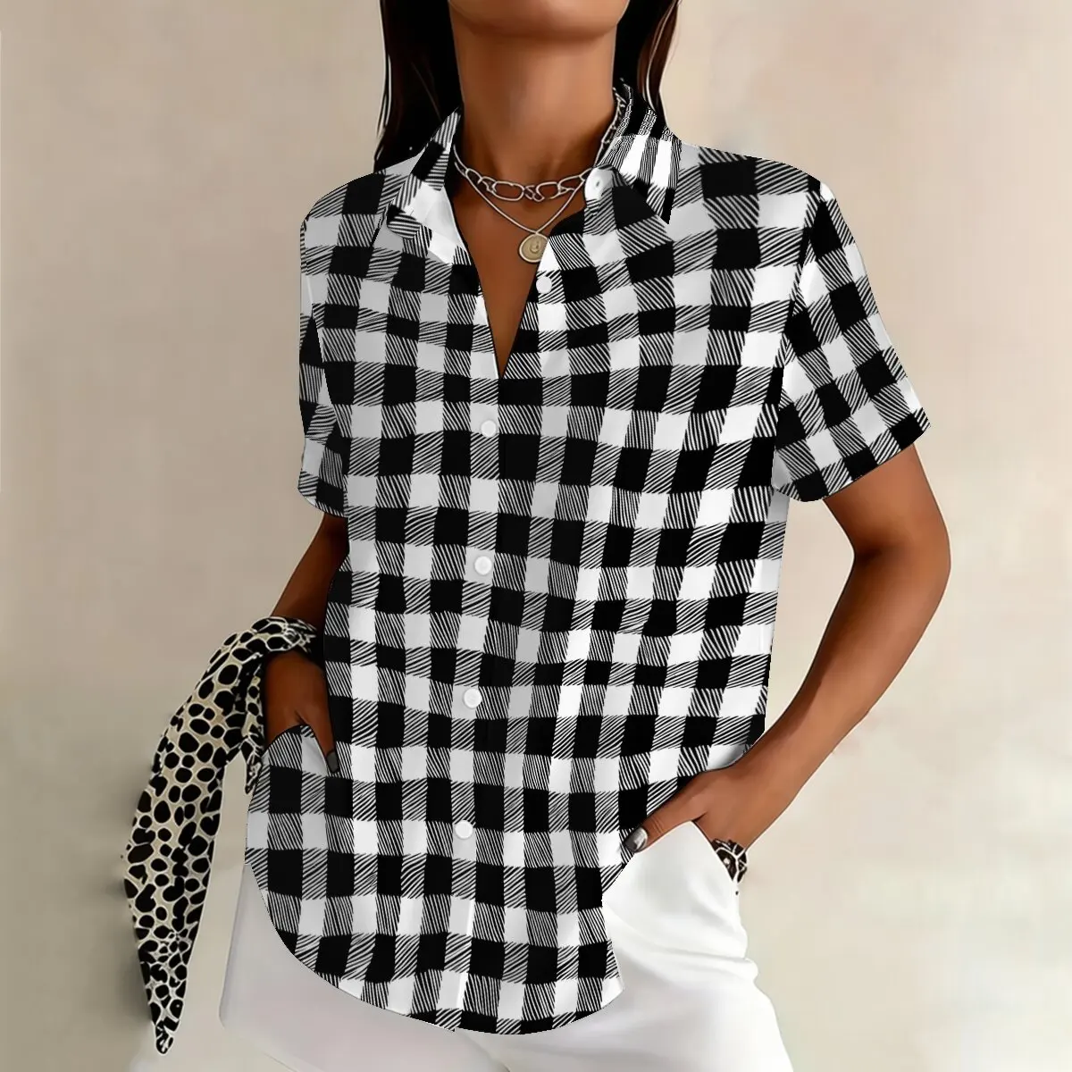 

Fashion plus-size women's summer lapel shirt, classic retro black-and-white plaid, suitable for casual, commute, street style