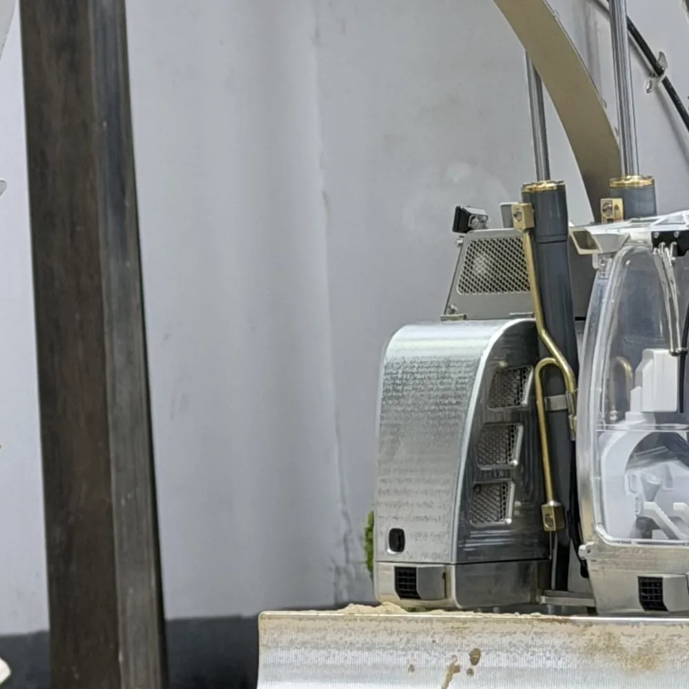 

1:14 926 RC Гидравлический экскаватор Металлический RTR Экскаватор с дистанционным управлением и 4-ходовым реверсивным клапаном Модель звуковой световой системы для влюбленных