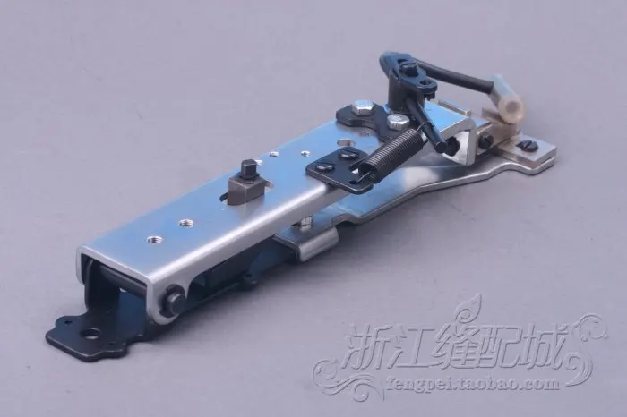 ل ماكينة الخياطة الصناعية JUKI 1903 زر الكمبيوتر تصاعد مشبك مسطح لوقوف التشريعات مشبك الملحقات 141-46054 #1