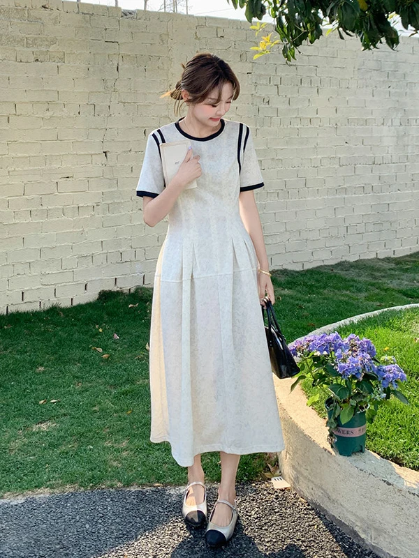 

Элегантное летнее платье больших размеров (до 136 кг) с коротким рукавом, свободного кроя, скрывающее недостатки фигуры, в корейском стиле, повседневное.