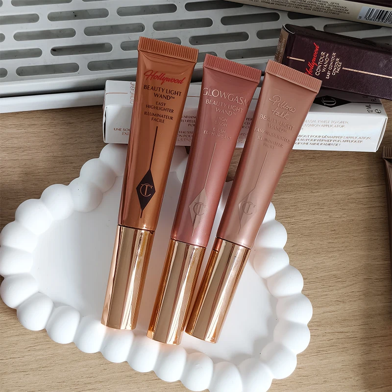 Charlotte Tilbury – Stylo illuminateur liquide, blush en poudre, stylo coussin d'air, maquillage cosmétique