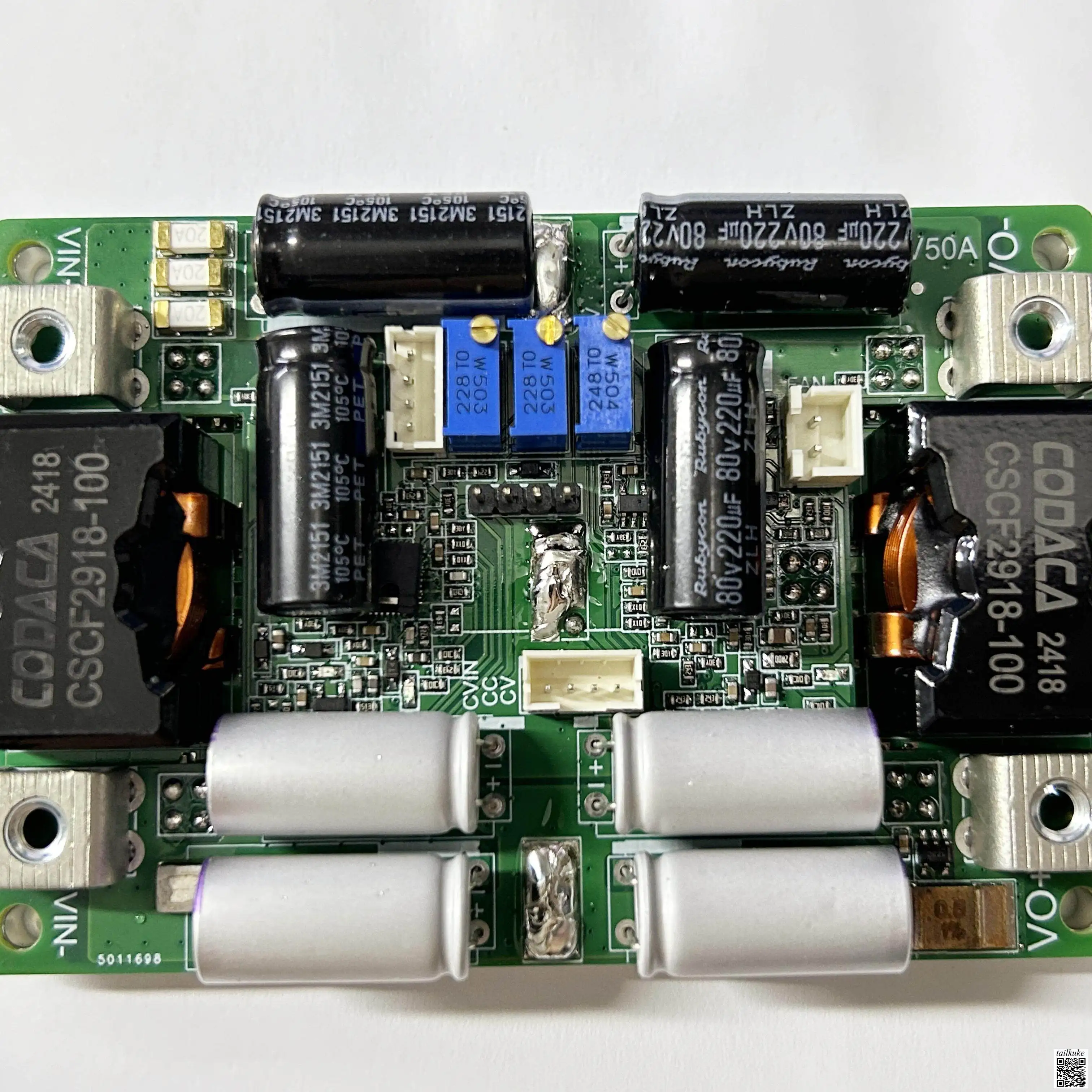 

DC Automatic Buck-boost Power Supply Module, Adjustable Constant Voltage and Constant Current 50A/65V