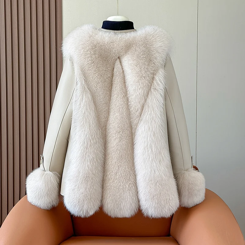 Fall/Winter 2023 Haining New Fox Fur Fur Coat Women\'s Mid-Length Fur Integrated Goose down Liner Young