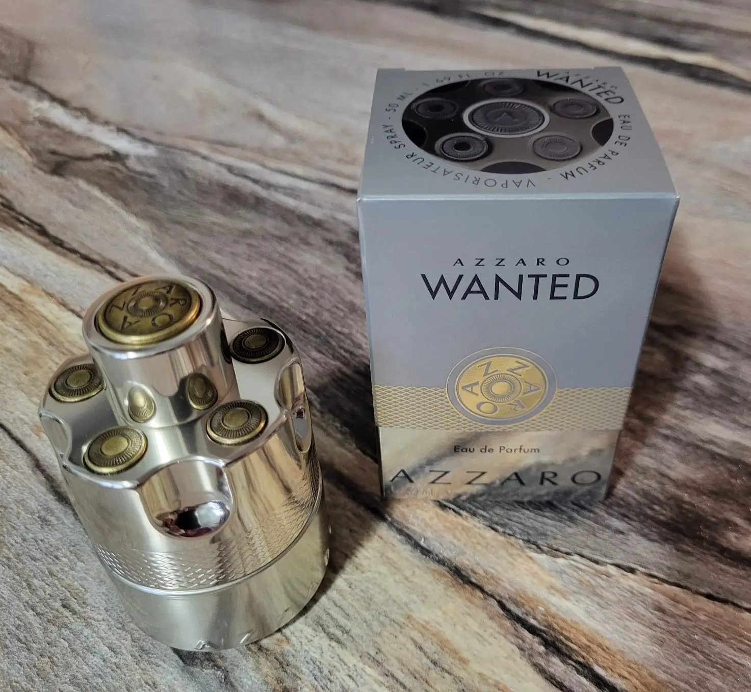 Azzaro Wanted Eau de Parfum - كولونيا رجالية مُنشطة ومكثفة - عطر خشبي وعطري وحار