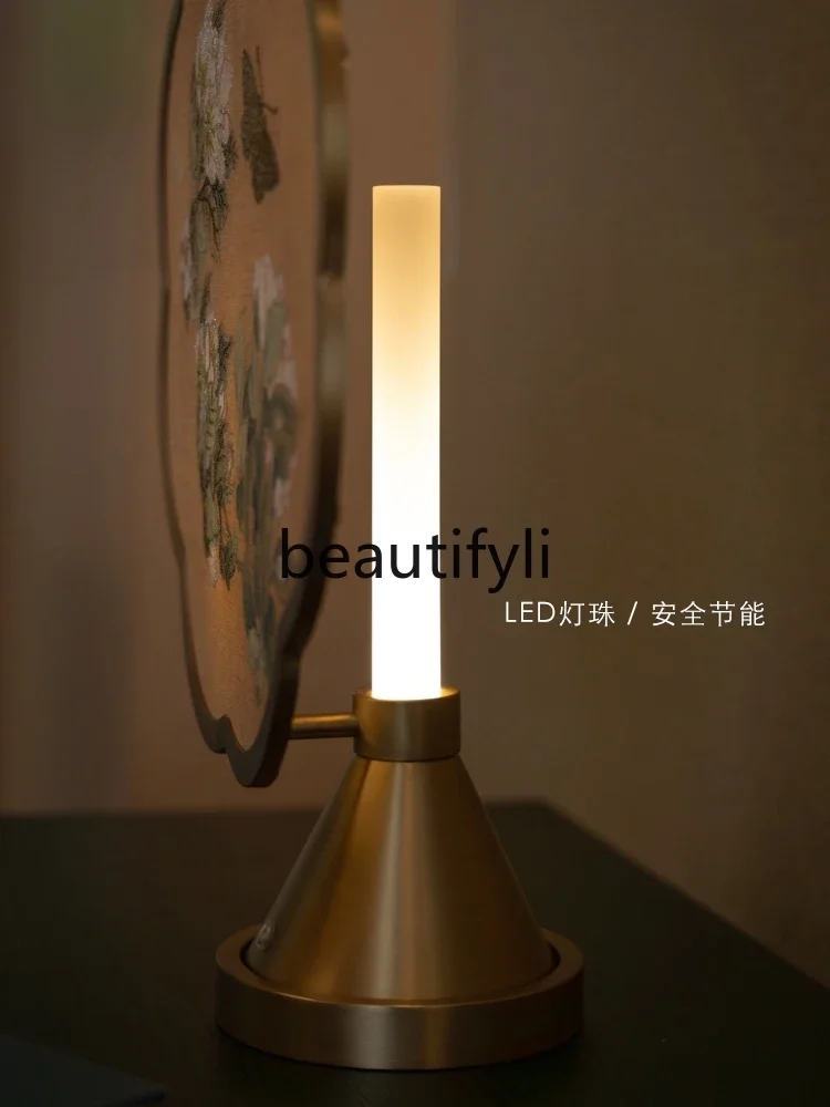 Wenfang series "Knowing Spring Comes" Qingli screen lamp embroidery new Chinese wireless touch desk lamp entrance