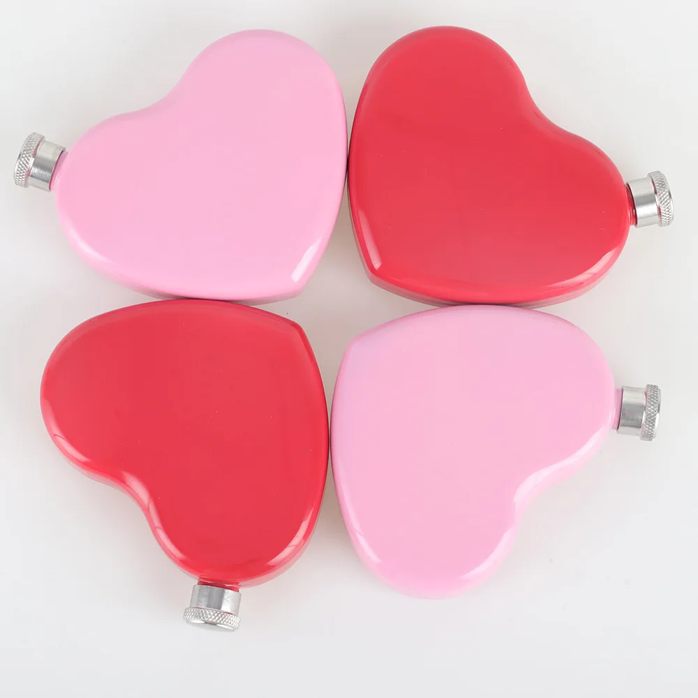 304 Stainless Steel Heart Hip Flask Novelty Love Shape Pocket Flask for Couples Engagement Bridal Shower Anniversary Gift Use