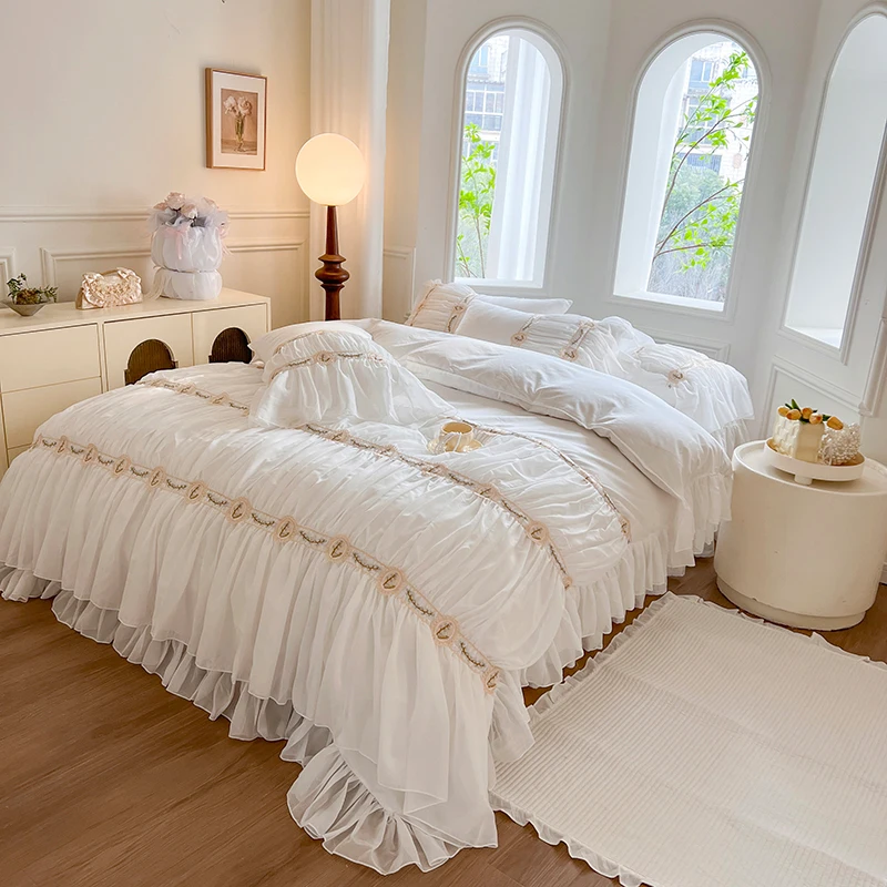 4/6Pcs Vintage French Pleated Pastoral Style Lace Ruffles Embroidery Bedding Set Duvet Cover Set Bedspread Bed Skirt Pillowcases