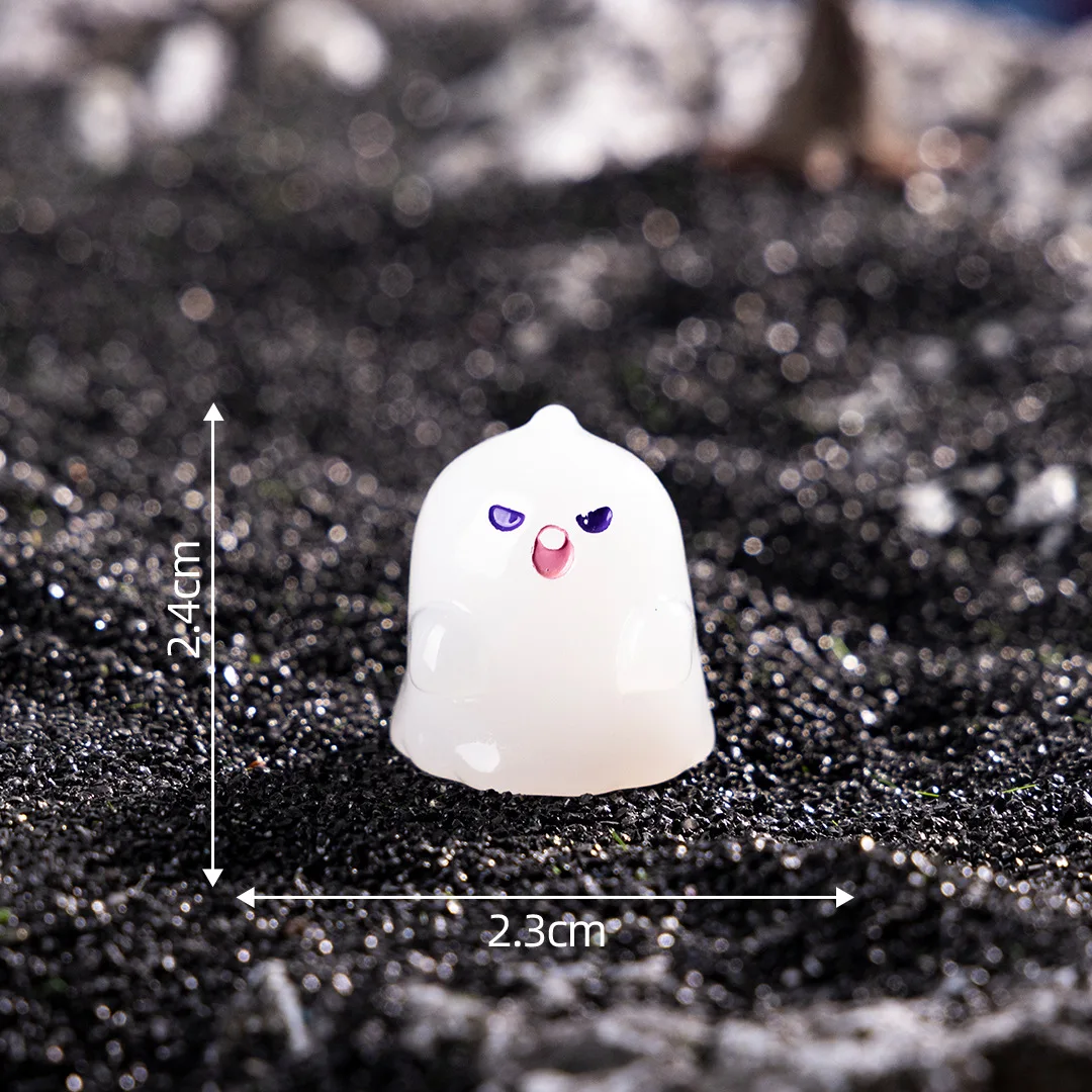 Creative funny Halloween purple ghost DIY resin accessories car ornaments micro landscape scene construction