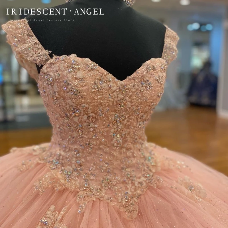 Iridescent Ball Gown Pink Quinceanera Dresses Tulle Lace Up Back Beading Appliques Sweet 16 Princess Birthday Formal Party Dress