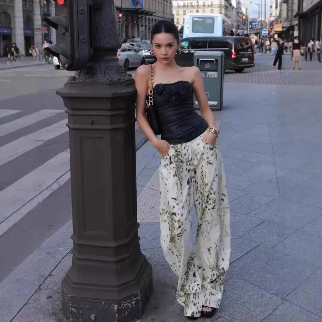 Lioness Washed Leopard Print Relaxed Fit Casual Wide Leg Jeans for Women High-Waisted Flattering Straight Leg Floor-Length Pants