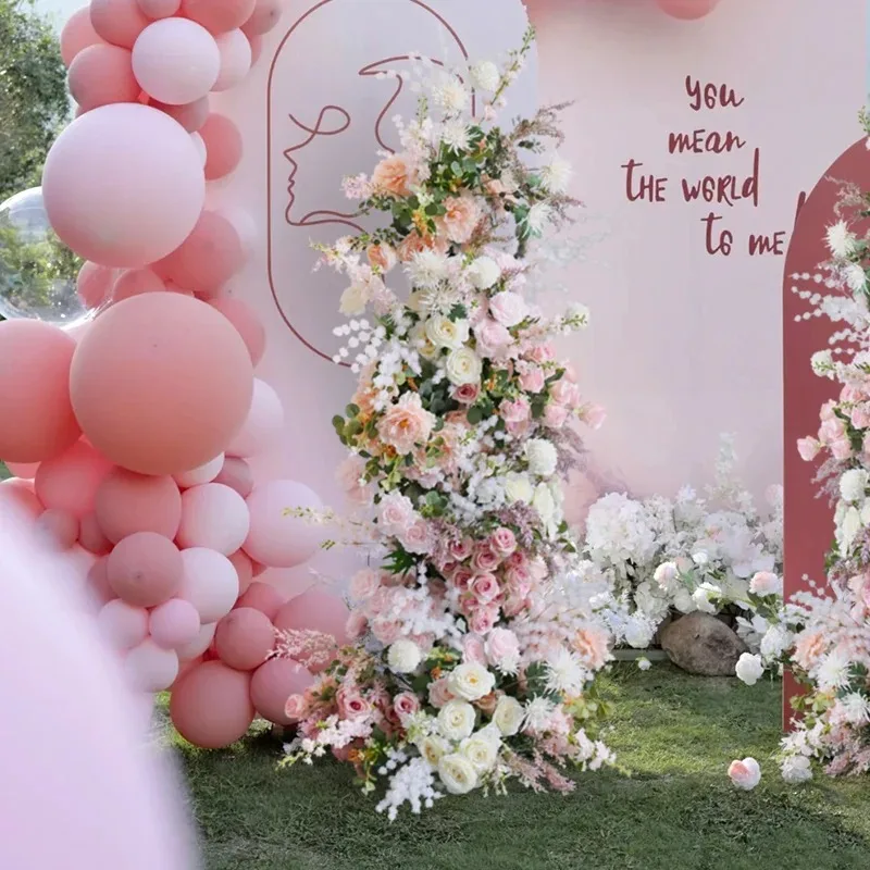 Pink floor-to-ceiling arch floral flower door ornament wedding welcome photo wedding dress