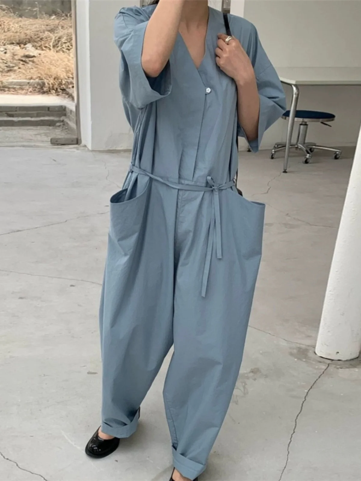 صيف جديد المرأة Utili بذلة فضفاضة الخصر مربوط رقيقة ort Sve V-Ne واسعة الساق السراويل الطويلة التخسيس عادية