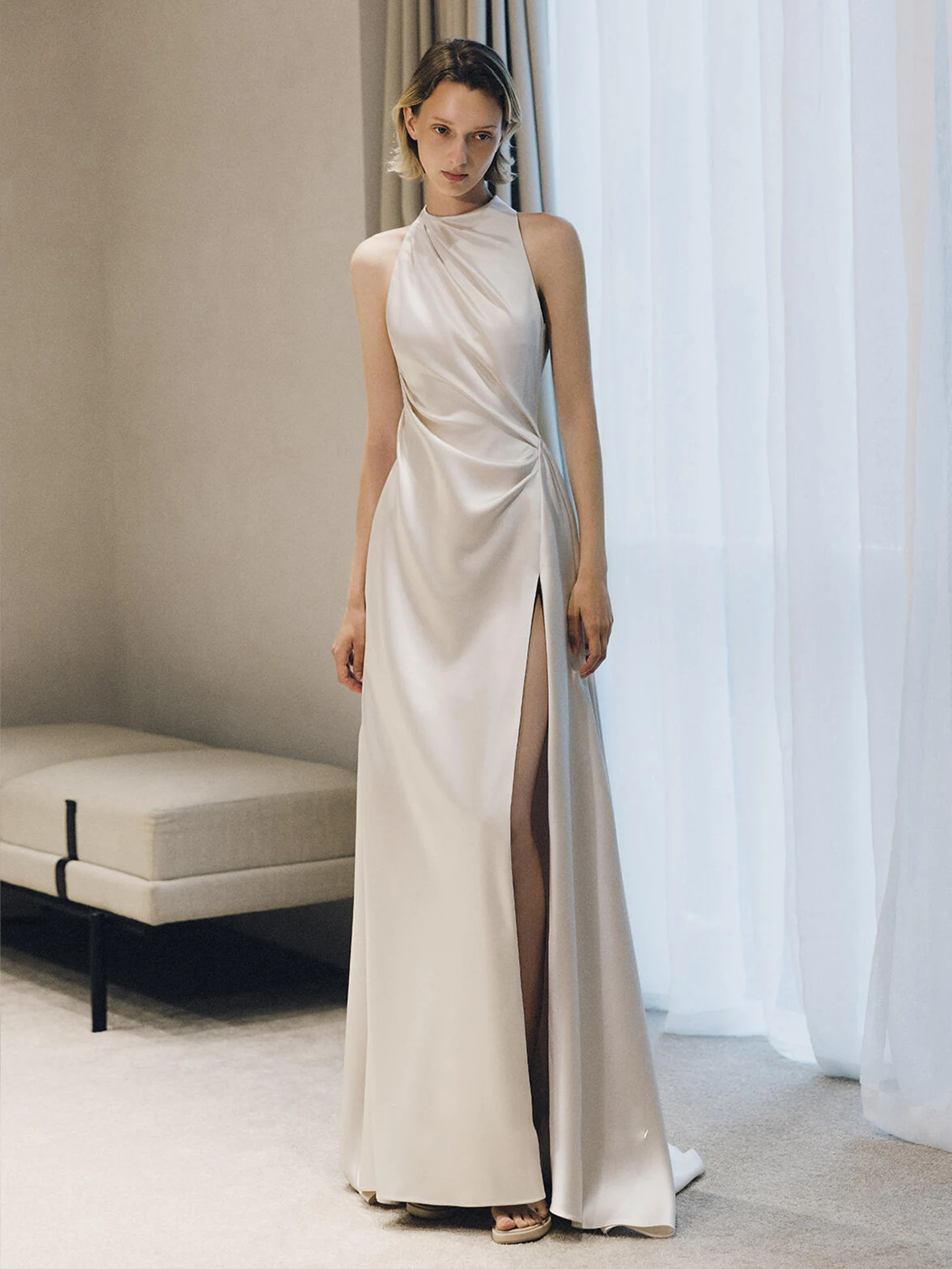 Elegant Satin Light Wedding Dress Backless Outdoor Gown Simple Forest System Bride Guest Hello Outfit White Long Skirt