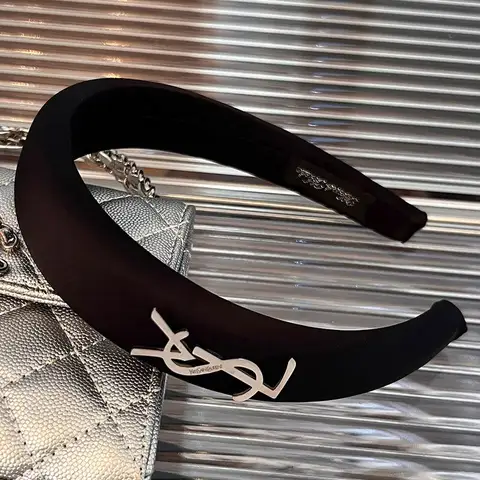 8 best sales Prada-kläder - №1