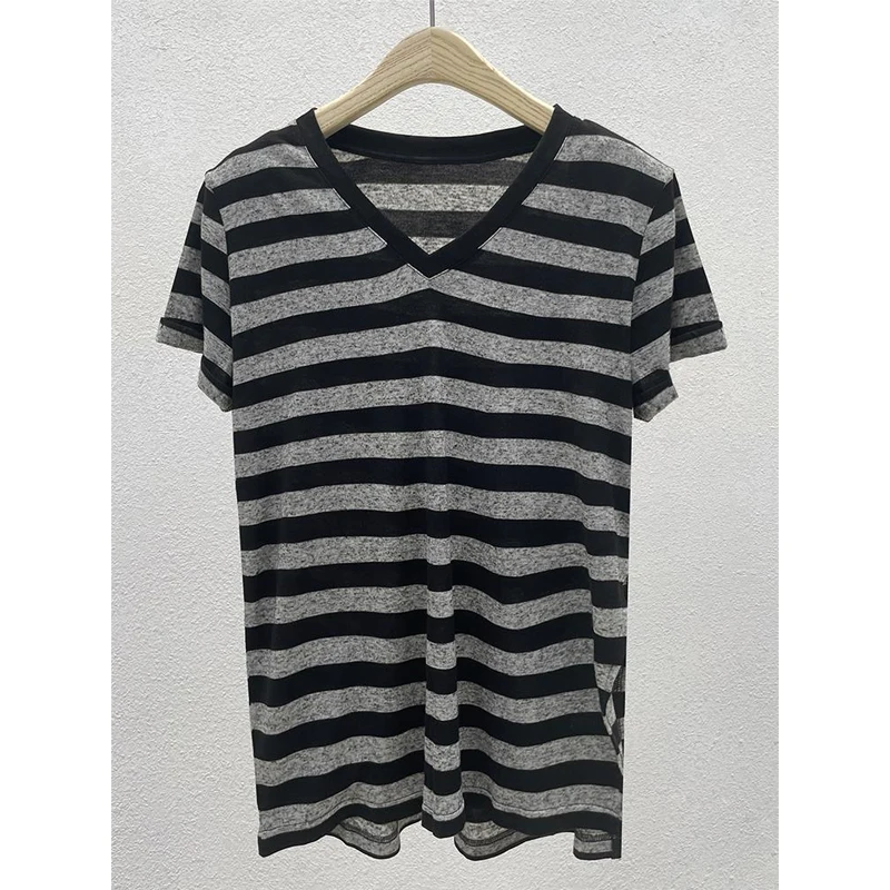 

Plus Size V Neck Striped Street Casual Pullovers Top Women Clothing Summer New Short Sleeve Loose Vintage T Shirts Fashion Trend