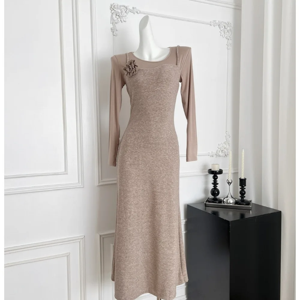 Schickes, elegantes, langärmliges, gespleißtes Strickkleid mit Blumenmuster, elegantes O-Ausschnitt-Kleid, koreanische Modezeremonie-Kleider