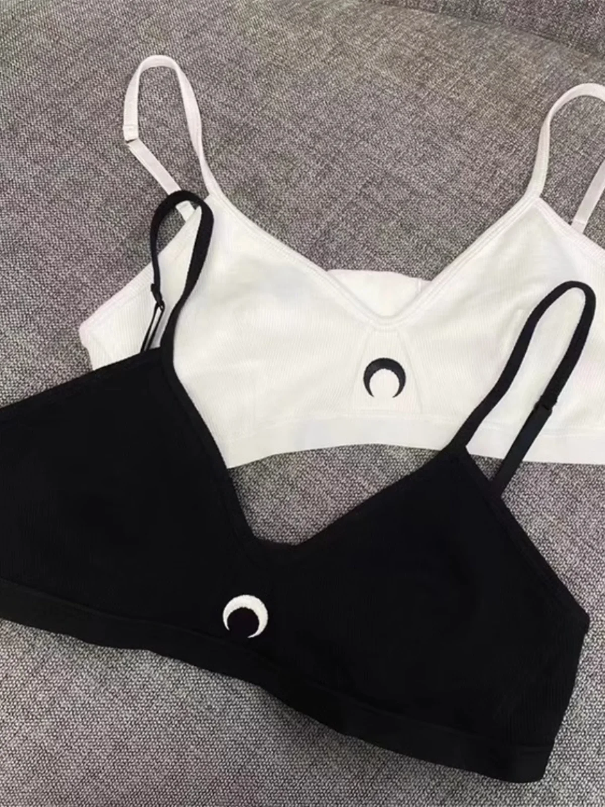 

Сексуальный женский топ-бюстье Monoam с вышивкой, черный, на бретельках, базовый слой, для ношения под одеждой, весна-лето, новинка