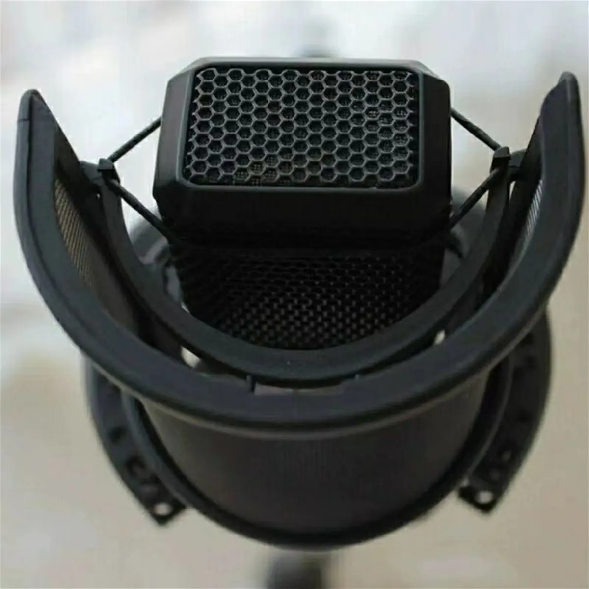 A14G Condenser Microphone Blowout Screen U-Shaped Windscreen Cover Shield Ideal for Streaming & Recording Gold