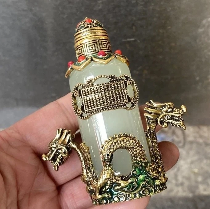 Ancient Chinese Handmade Luminous Double Dragon Inlaid Snuff Bottle