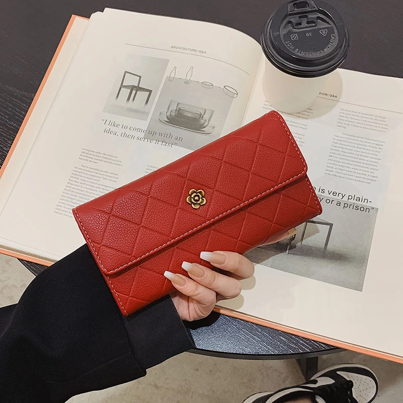 

Elegant Female Wallet, High-Capacity Card Holder with Light Luxury Brand, Easy to Carry and Multifunctional