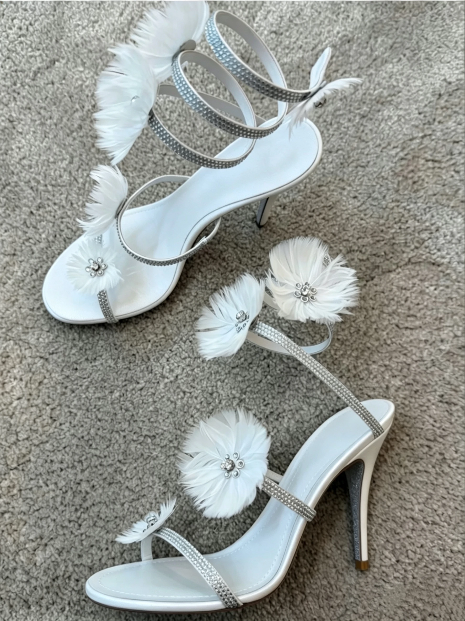 2026 Summer New Women's Rhinestone Spiral Ankle Strap Heeled Sandals Feather Flower Open Toe Stiletto Evening Party Sandals
